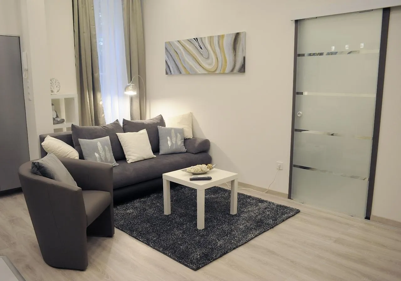 Opera Superior Liszt Ferenc Ter Apartment Budapest